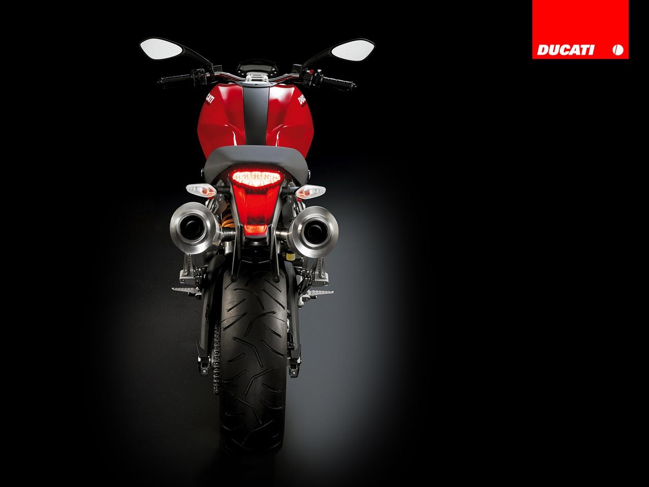 2008-Ducati-Monster696g.jpg